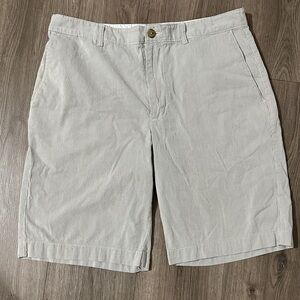 Banana Republic Men's Shorts 34 Waist Casual Shorts Gray Striped Chino Mid Rise